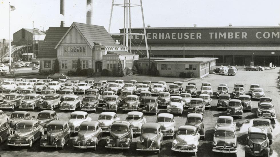 Opened in 1915, Everett Mill B in Washington became the nation’s first all-electric sawmill.